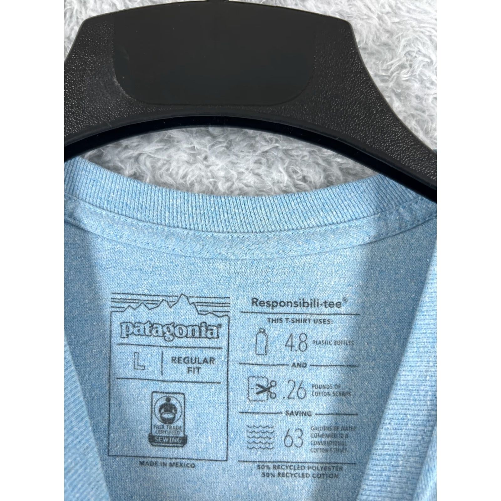 Patagonia Patagonia Shirt Men Large Blue Cotton Blend Short Sleeve Crew Neck Logo T-Shirt Enduring All Seasons Logo Mens Size US L / EU 52-54 / 3 - 7 Thumbnail