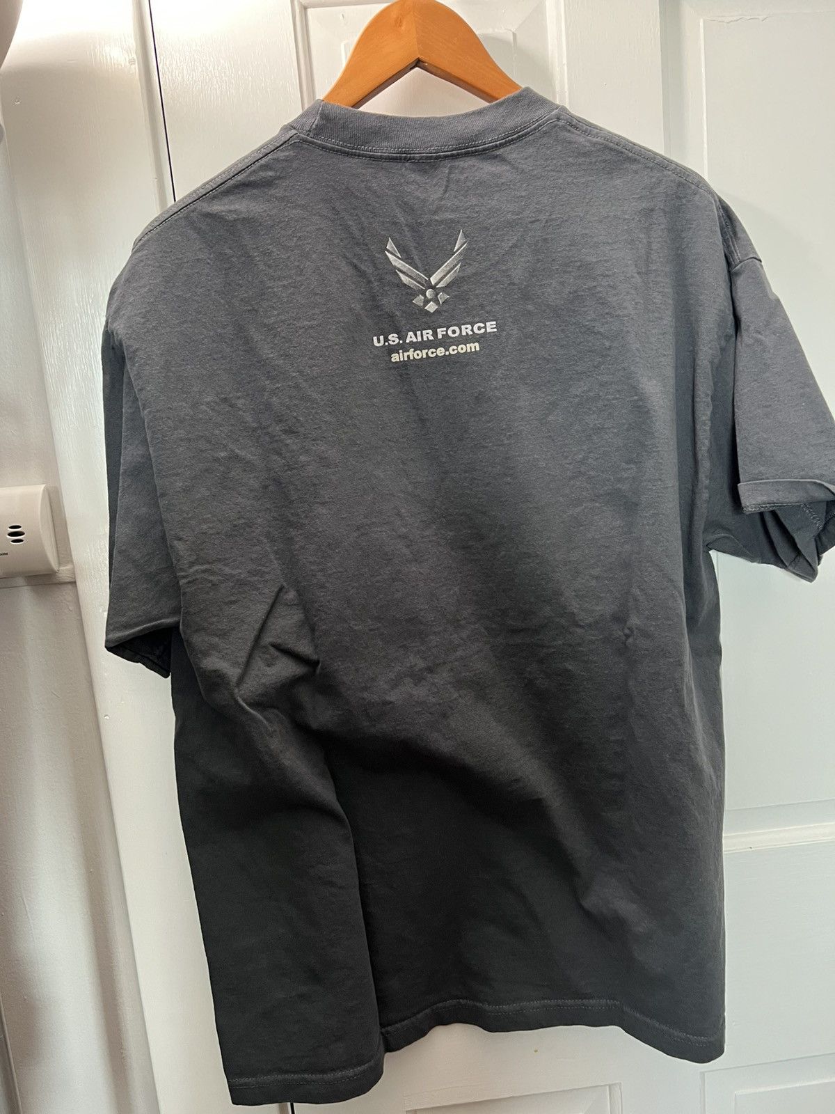 Vintage AIRFORCE VINTAGE Y2K GRAPHIC T-SHIRT Size US XL / EU 56 / 4 - 2 Thumbnail