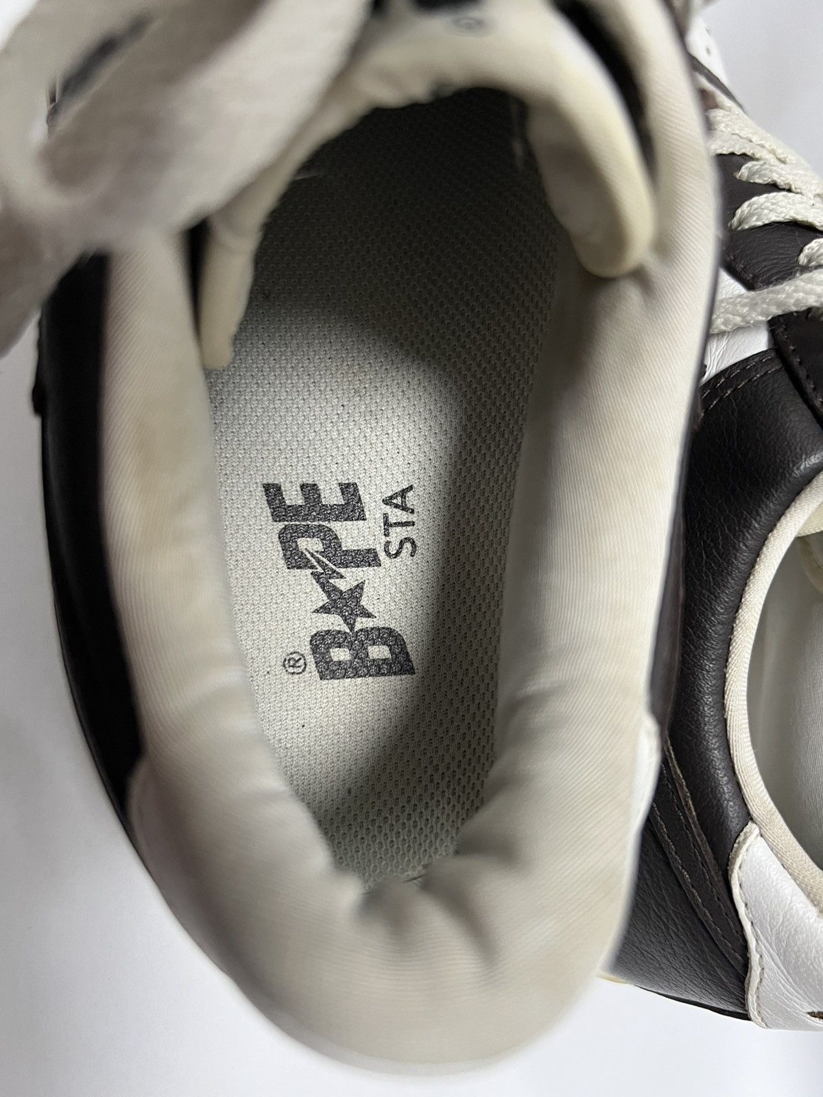 Bape Bape - OG Bape Sta White/Brown Size US 8 / EU 41 - 13 Thumbnail
