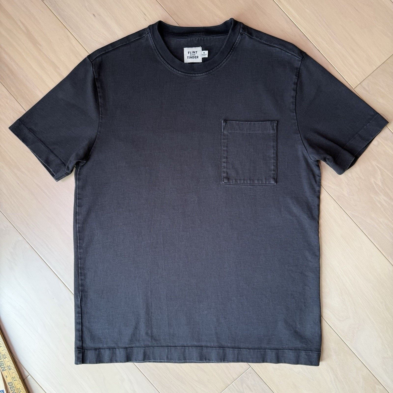 Flint And Tinder Flint and Tinder Shirt Small Black Pocket Tee Made in USA Size US S / EU 44-46 / 1 - 3 Thumbnail