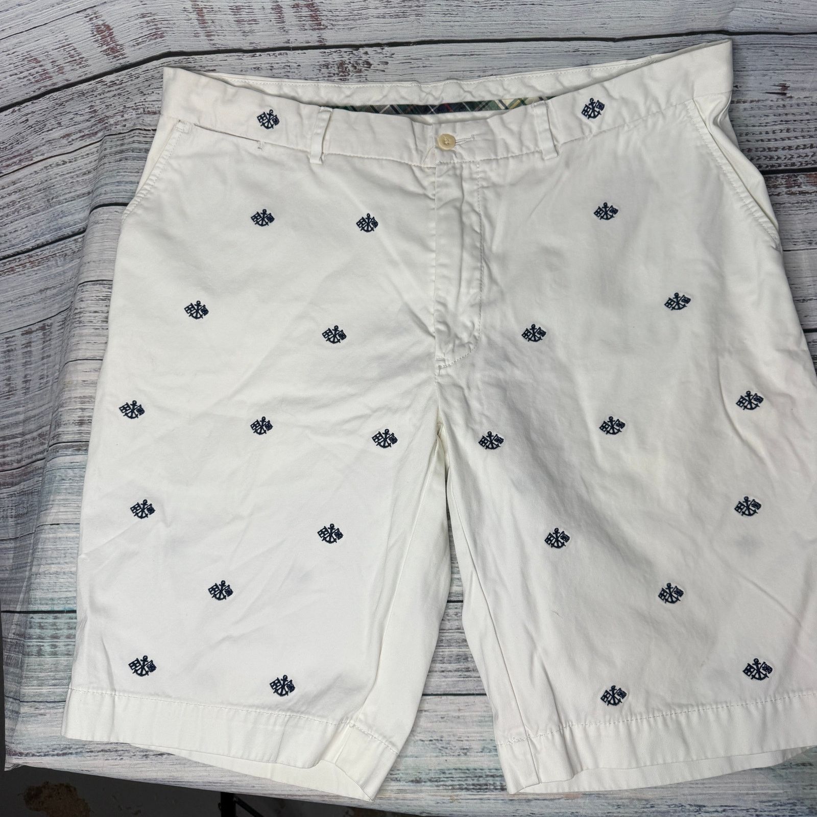Polo Ralph Lauren Polo Ralph Lauren White Embroidered Anchor Shorts Mens 40 Size US 40 / EU 56 - 1 Thumbnail