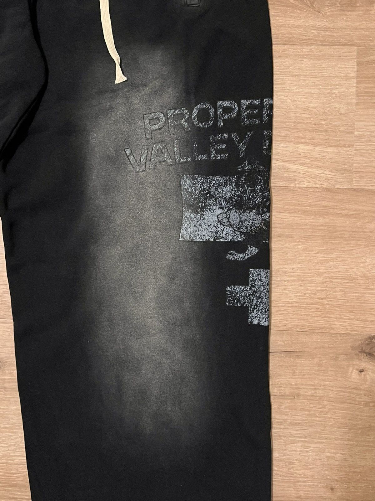 Vale Vale forever prison break sweats size L Size US 34 / EU 50 - 3 Thumbnail