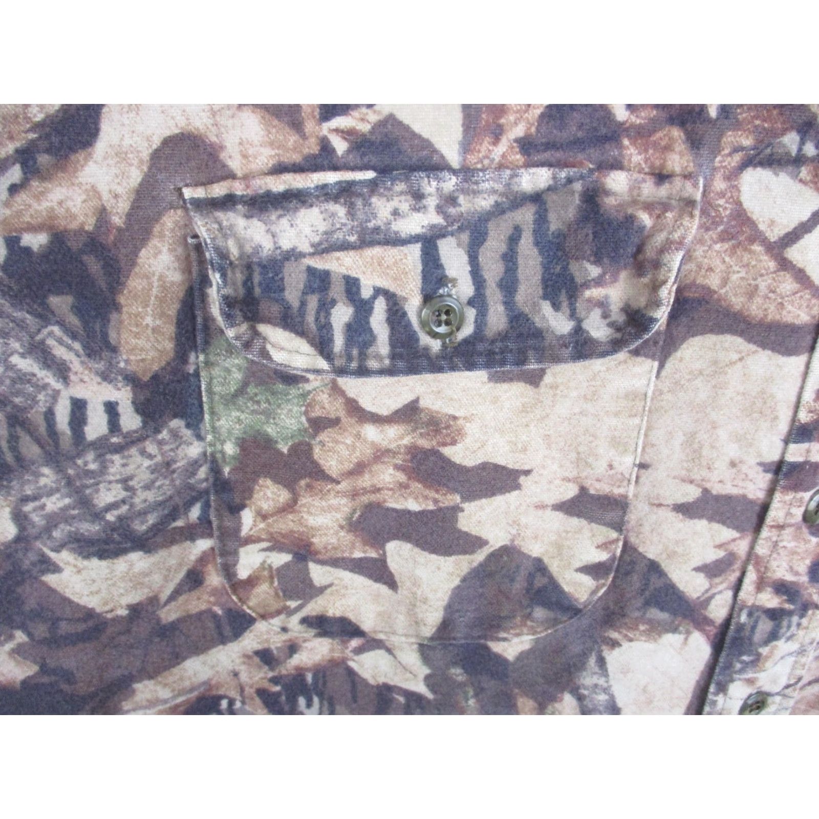 Vintage VINTAGE Mossy Oak Shirt Mens Large Forest Floor Camouflage Button Long Sleeve USA Made Size US L / EU 52-54 / 3 - 2 Thumbnail