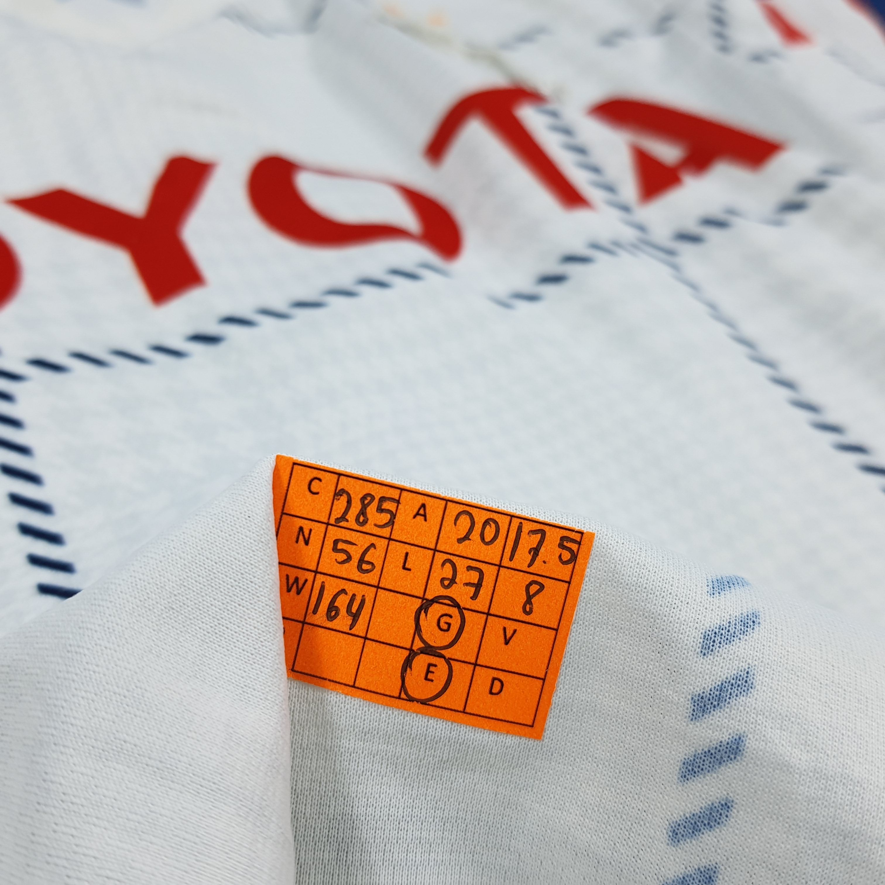 Mizuno Vintage Nagoya Grampus Eight J-League Away Jersey C285N56 Size US M / EU 48-50 / 2 - 11 Thumbnail