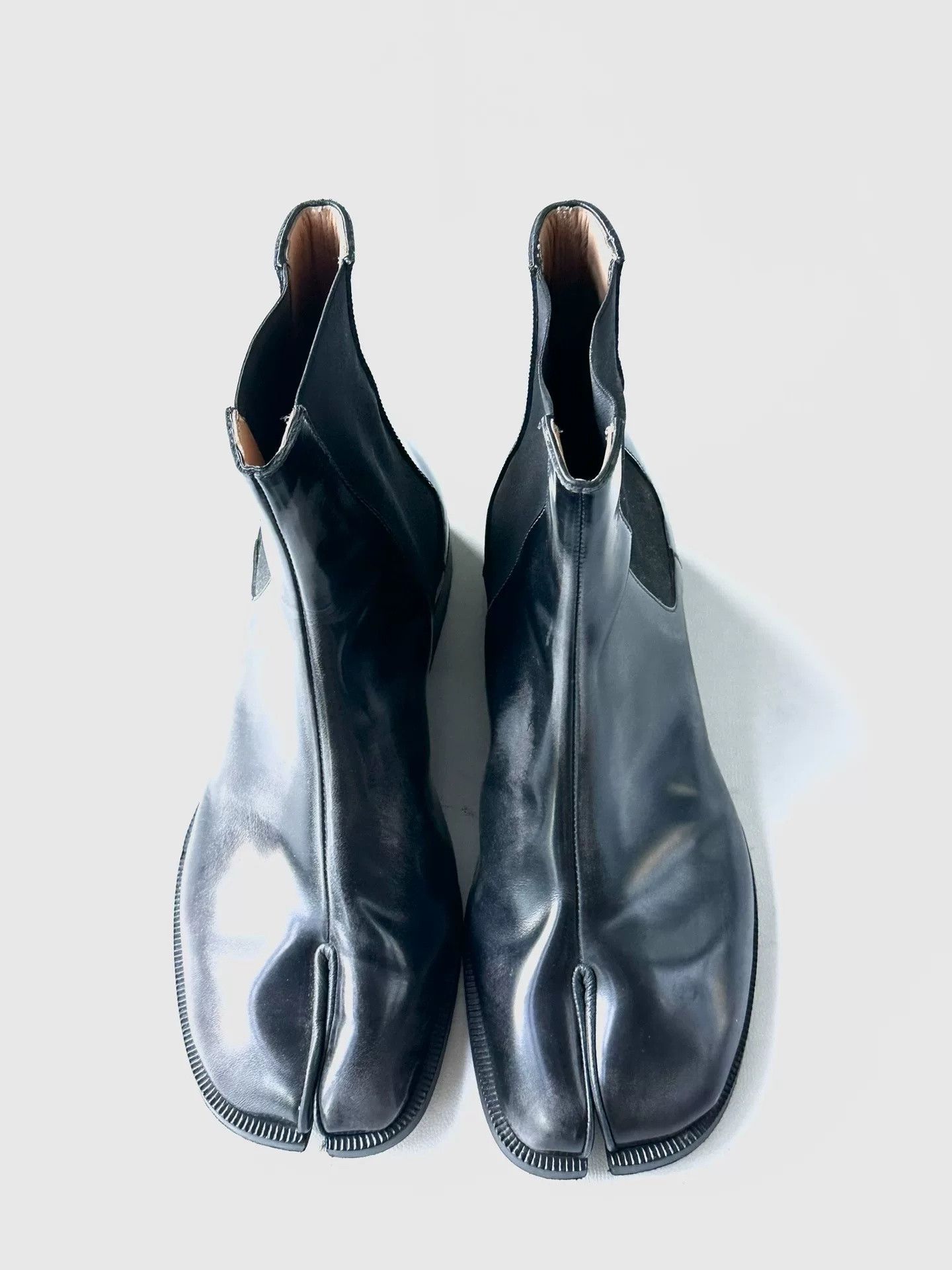 Maison Margiela Maison Margiela Chelsea Tabi Size US 8 / EU 41 - 2 Thumbnail