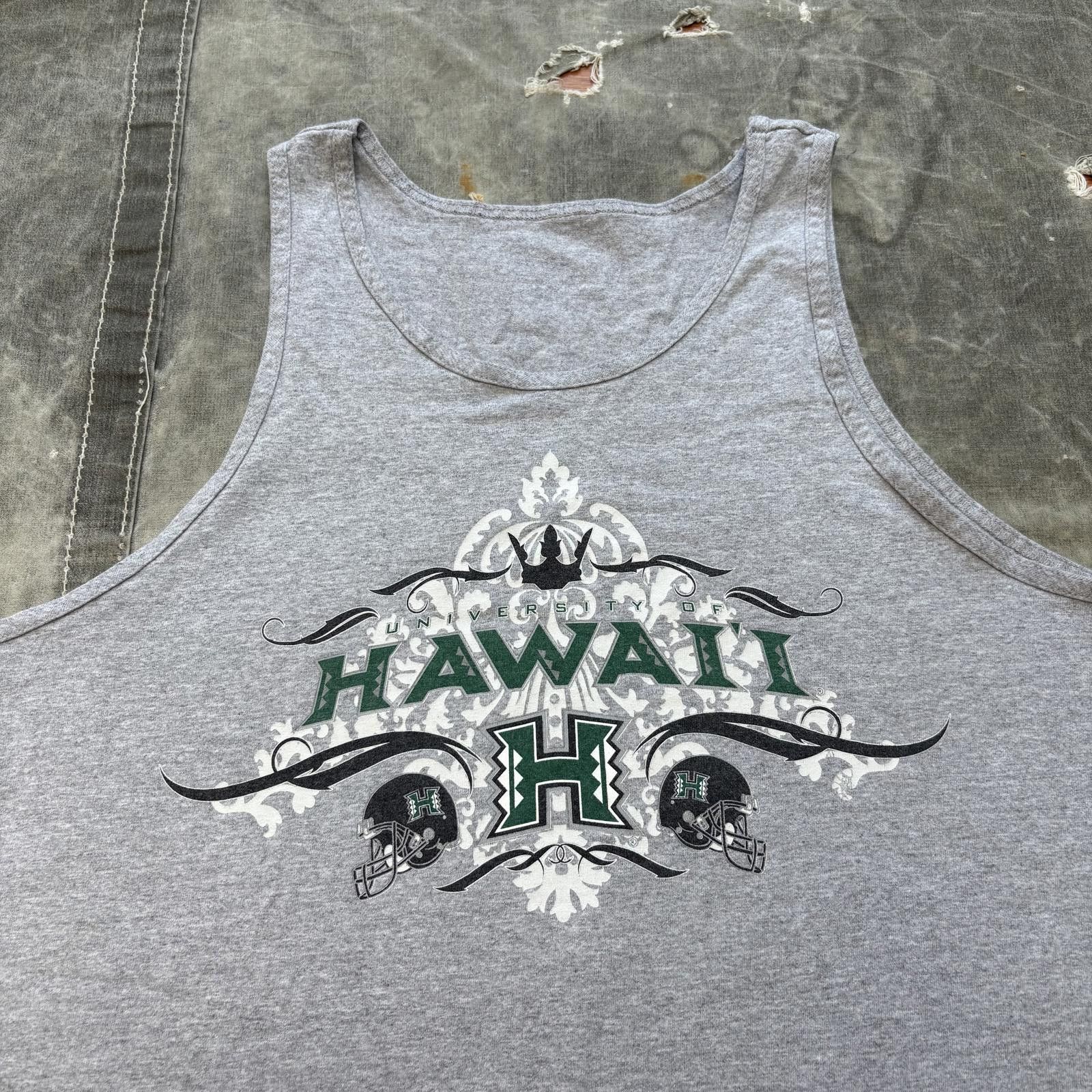 Vintage Vintage Y2K University of Hawaii Rainbows Football Tank Top Size US XL / EU 56 / 4 - 2 Thumbnail