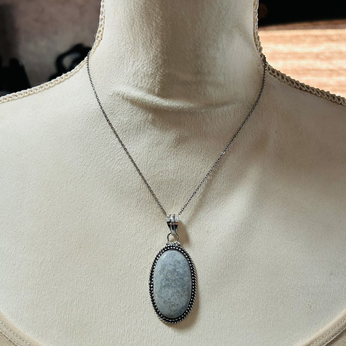 Handmade Handcrafted framed rainbow moonstone 925 sterling necklace Size ONE SIZE - 4 Thumbnail