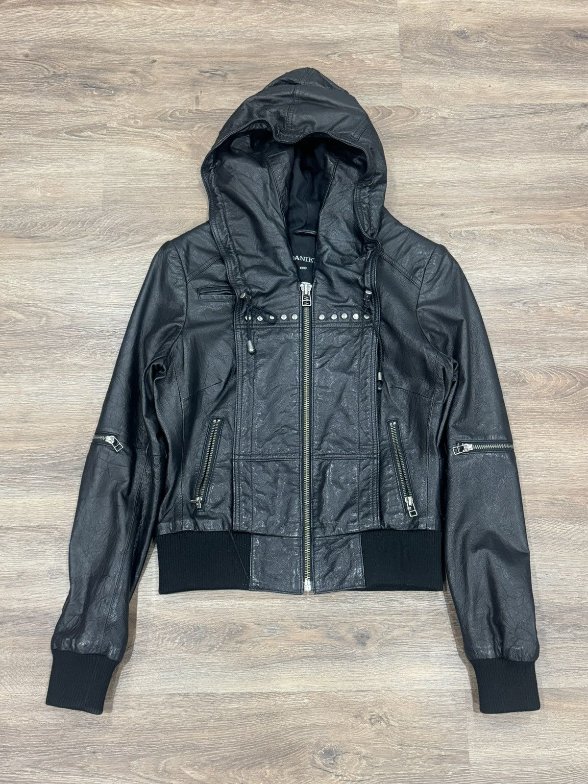 Danier Rare Danier Archive Studded Leather Biker Jacket with Hood Size XS / US 0-2 / IT 36-38 - 1 Thumbnail