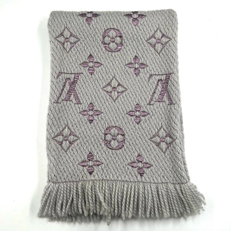 Louis Vuitton Louis Vuitton Silver Pink Monogram Wool Scarf Size ONE SIZE - 1 Thumbnail