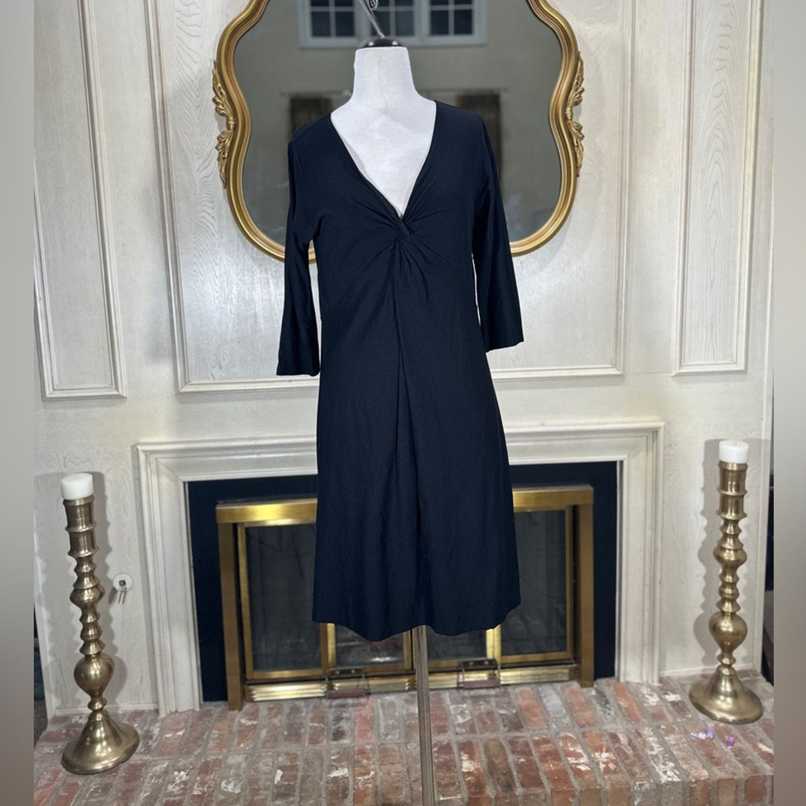 Eileen Fisher Eileen Fisher Black Twist Front Knit Dress M Minimalist Size M / US 6-8 / IT 42-44 - 1 Thumbnail