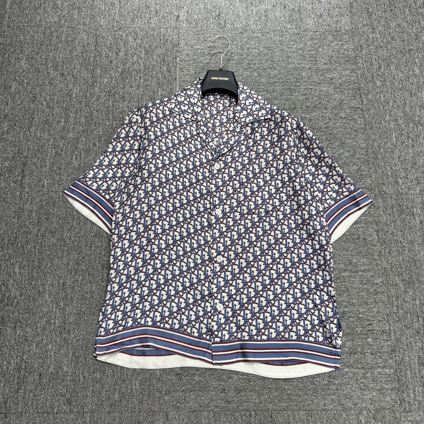 Dior Dior Printed Short Sleeve Silk Shirt Size US M / EU 48-50 / 2 - 1 Thumbnail