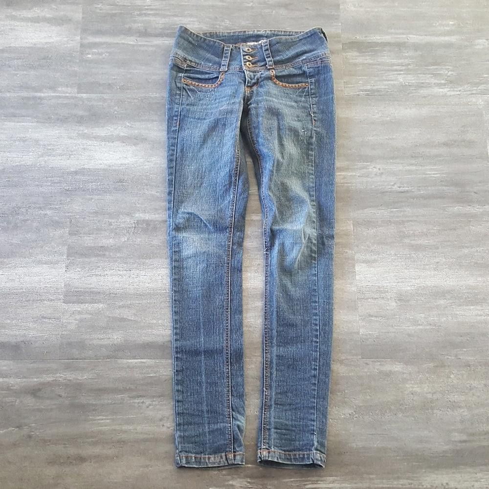 Designer Dark Denim Bongo Jean Size 30" / US 8 / IT 44 - 1 Thumbnail
