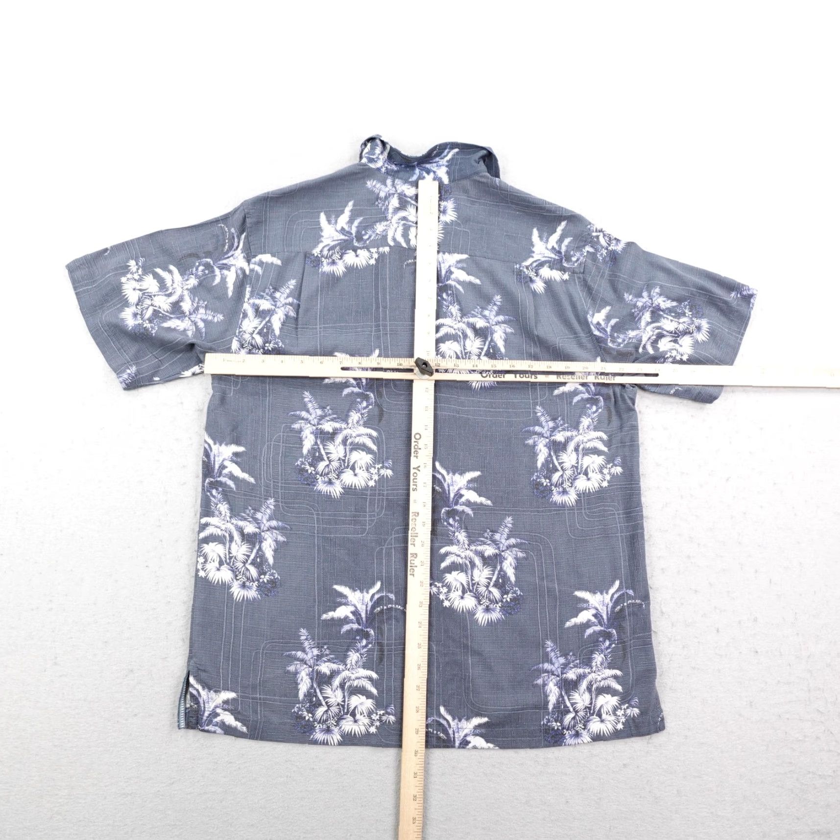 Tommy Bahama VINTAGE Tommy Bahama Shirt Men M Blue Silk Hawaiian Aloha Camp Button-Up Palm Trees Floral 90s Mens Size US M / EU 48-50 / 2 - 5 Thumbnail