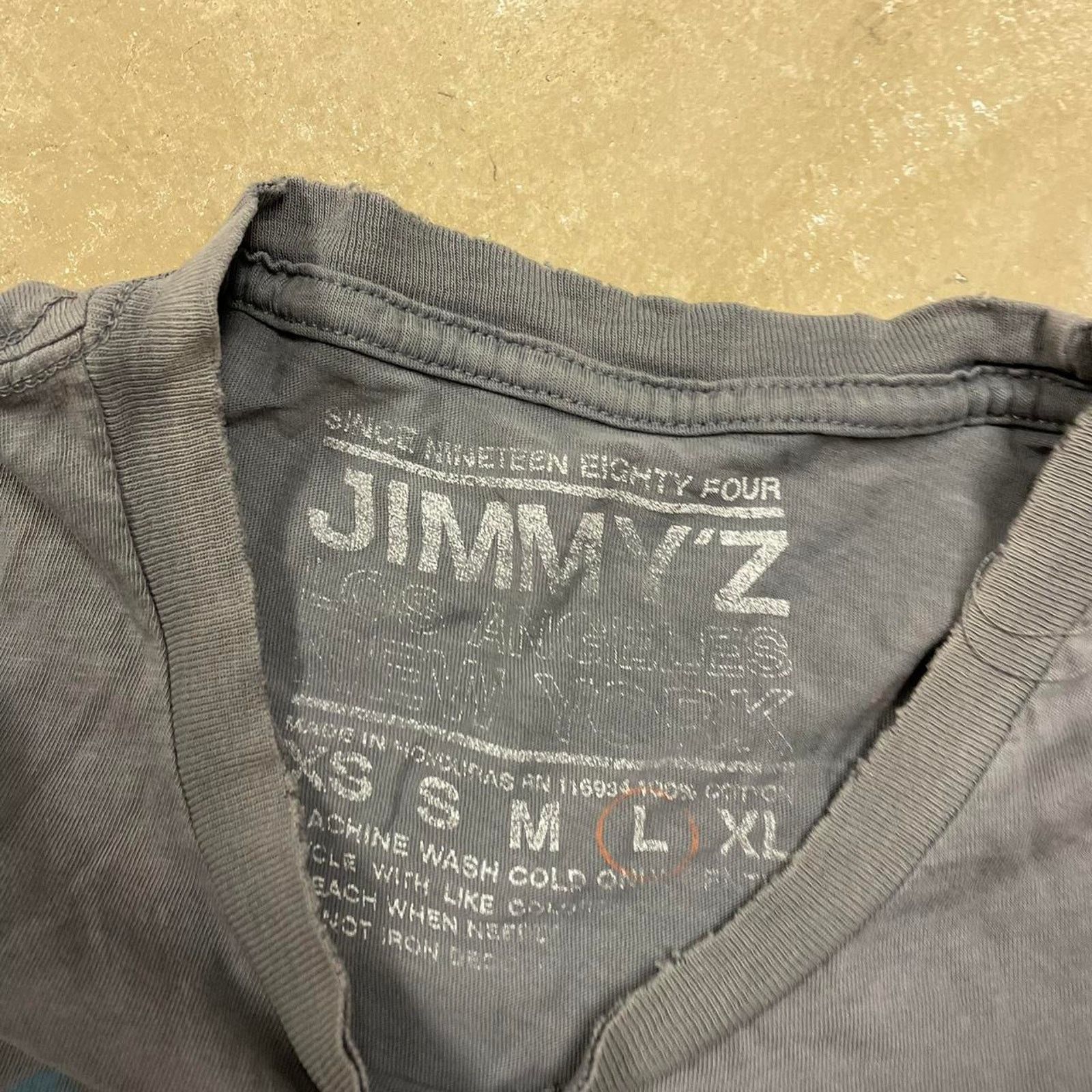 Jimmy Choo Jimmy Z grey & blue graphic tee Size Large y2k Size US L / EU 52-54 / 3 - 2 Thumbnail