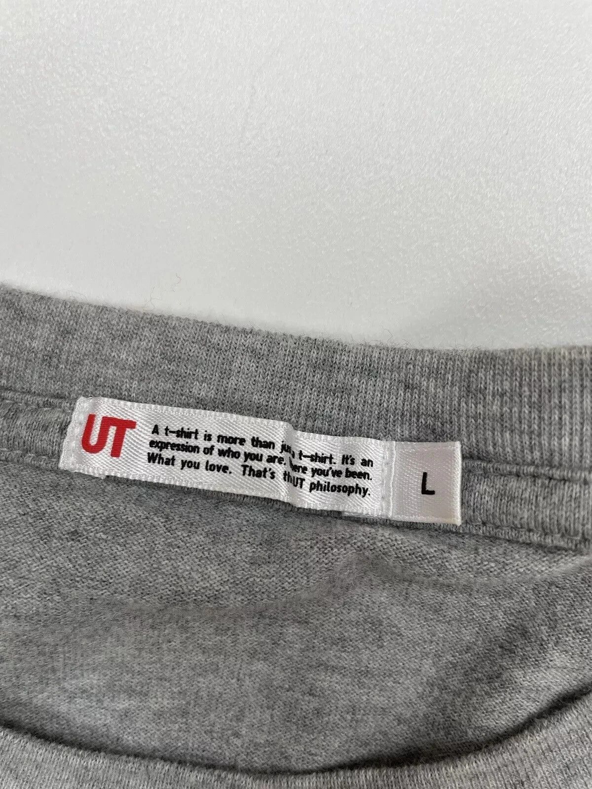 Uniqlo Uniqlo x One Piece Monkey D. Luffy Shirt Tee Gray Size US L / EU 52-54 / 3 - 12 Thumbnail