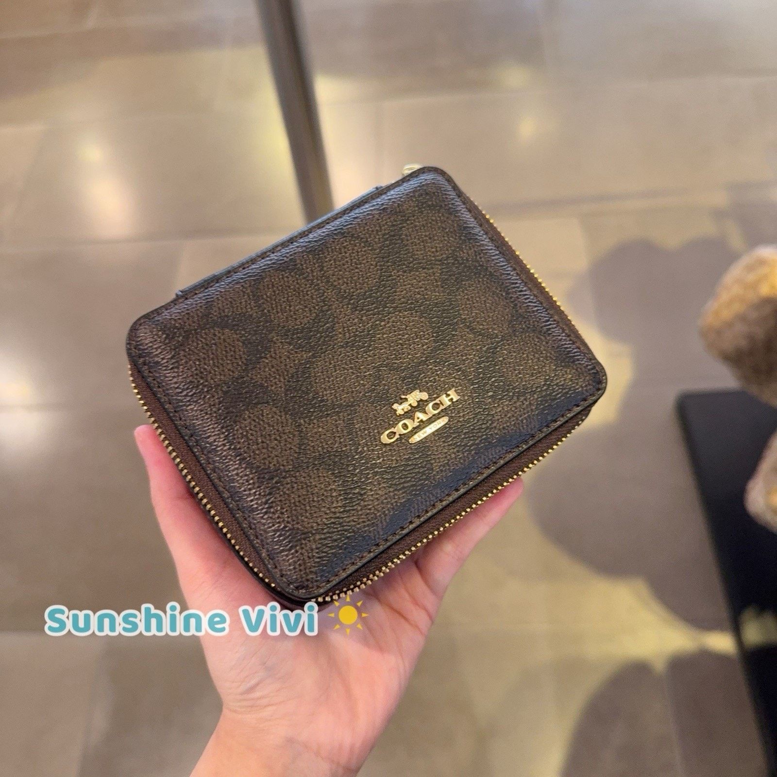 Coach NWT COACH Large Jewelry Box Gold/Walnut/Black cz199 Size ONE SIZE - 1 Thumbnail