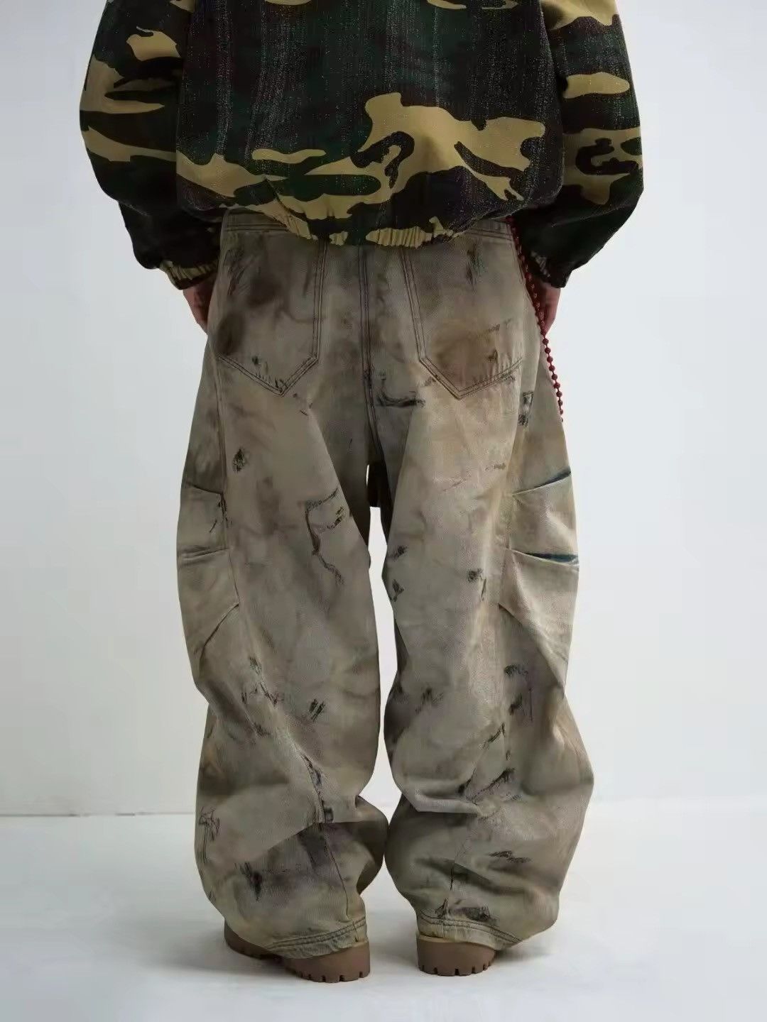Jewelry High Street Retro Washed Tie-Dye Distressed Jeans Size US 34 / EU 50 - 1 Thumbnail