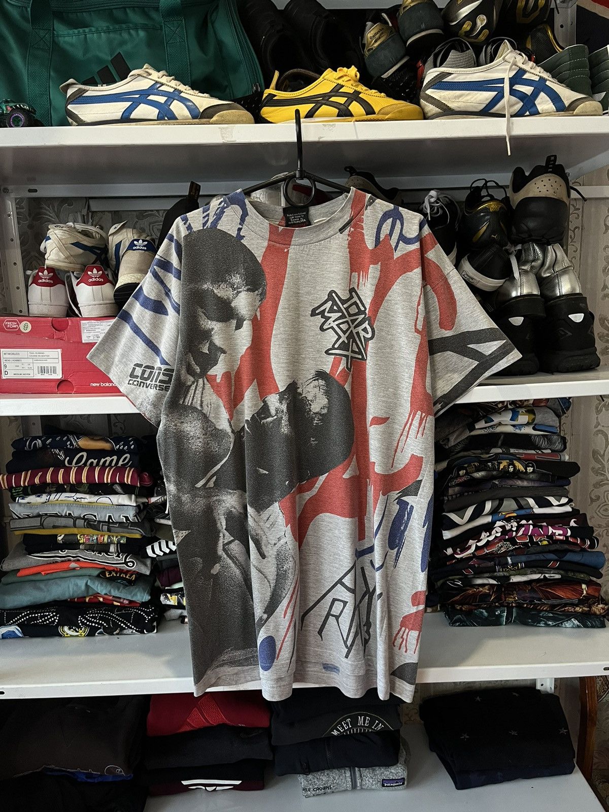 Converse Vintage 90s Converse Tar Max T Shirt Larry Johnson Size US M / EU 48-50 / 2 - 1 Thumbnail