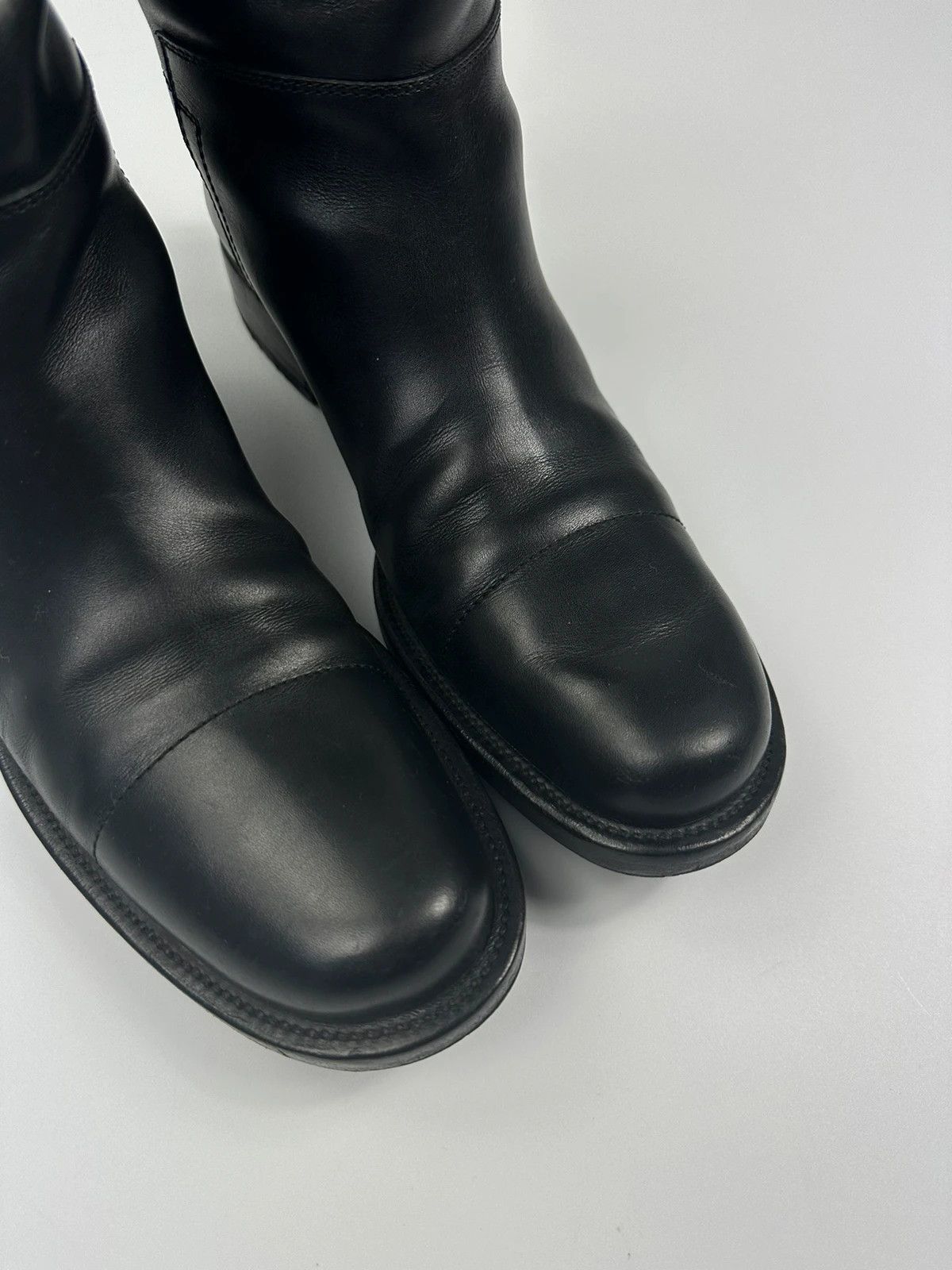 Prada Prada Milano Black Leather Ankle Boots Round Toe Size US 5 / IT 35 - 6 Thumbnail
