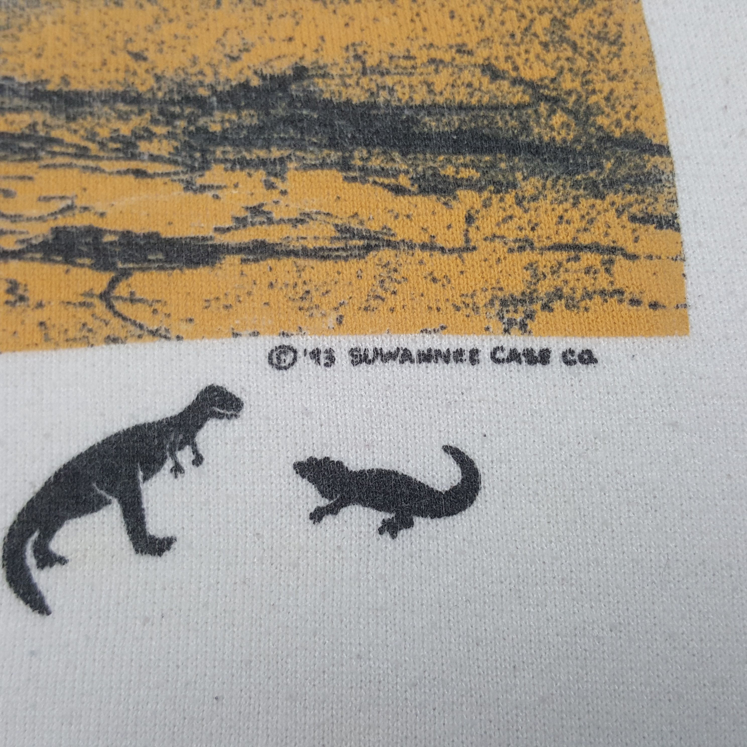 Vintage Vintage Dinosaur Art Sweatshirt Size US XS / EU 42 / 0 - 9 Thumbnail