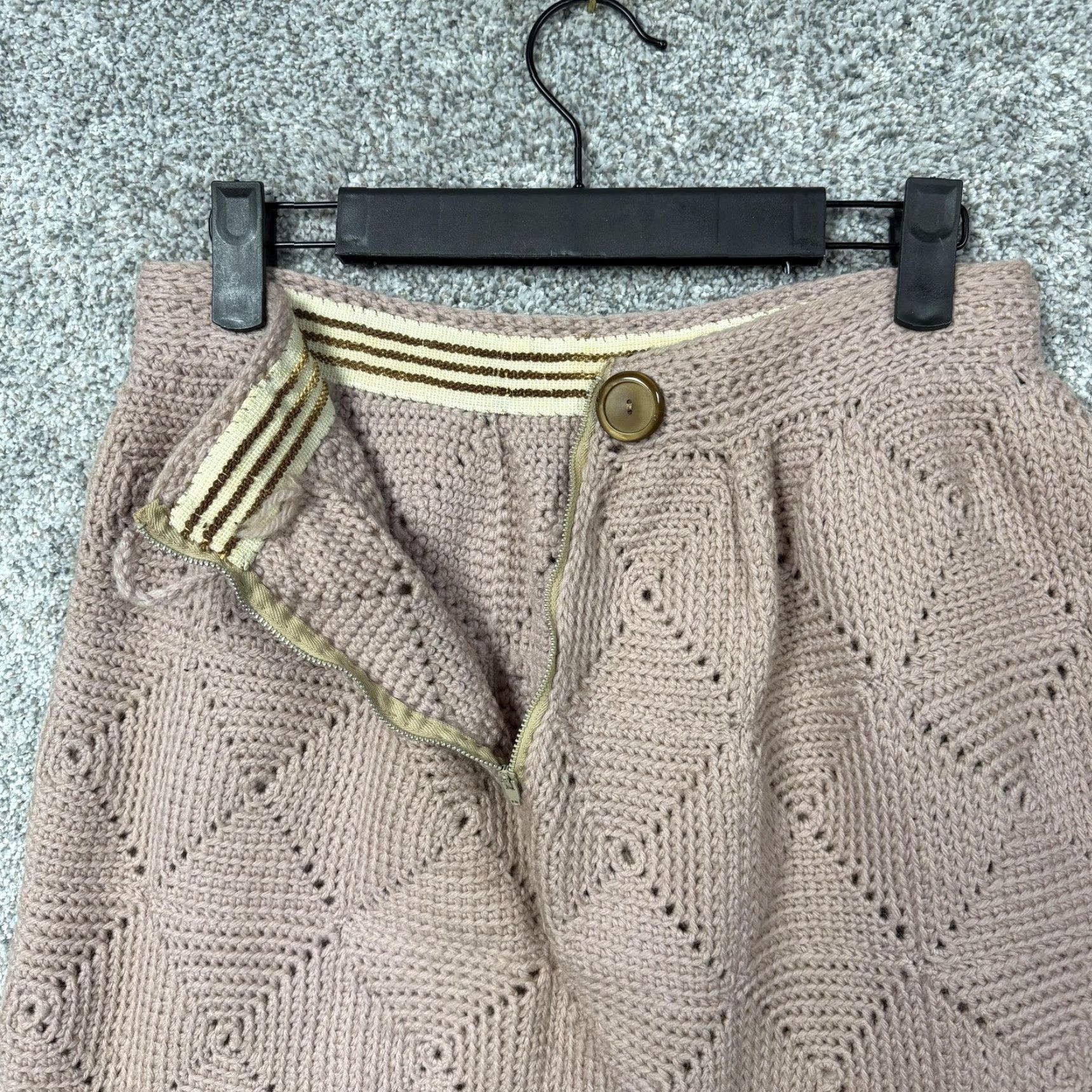 Pinko VINTAGE 70s Handmade Crochet Skirt S Mauve Pink Cottagecore Boho Indie Artisan Size 28" / US 6 / IT 42 - 5 Thumbnail