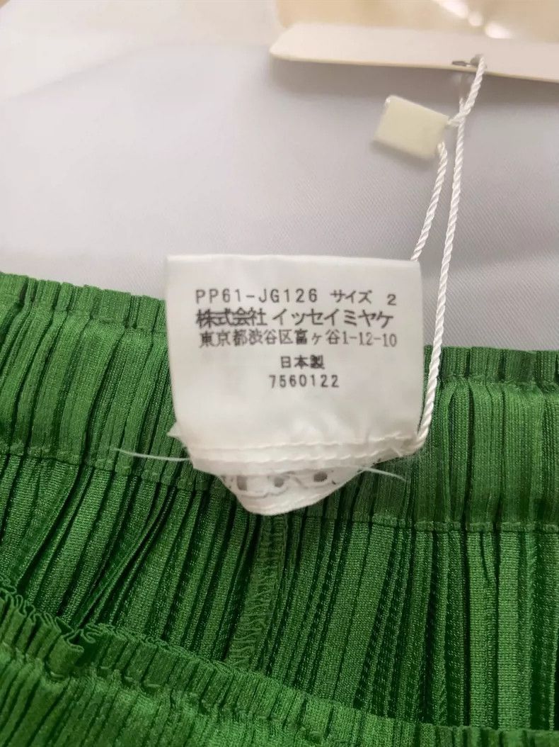 Issey Miyake Issey Miyake size:2 Green pleated skirt Size 31" - 4 Thumbnail