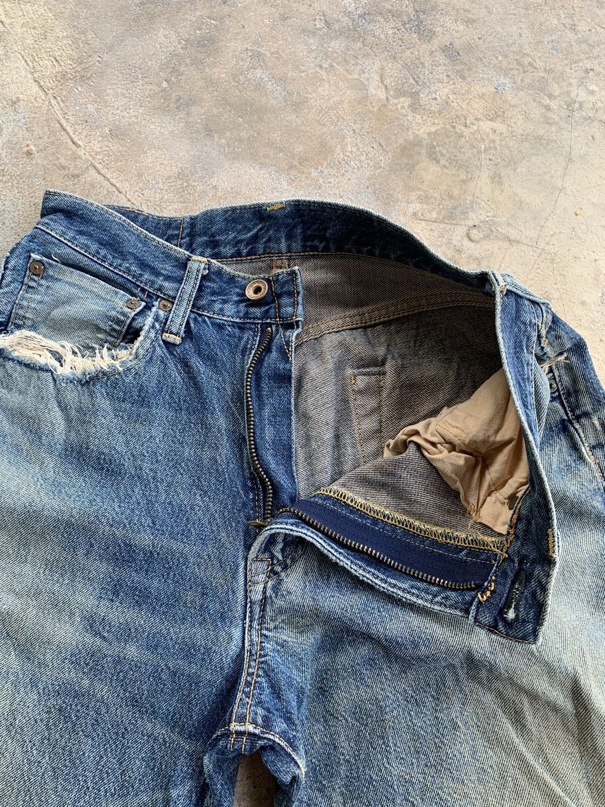 Edwin × Japanese Brand Vintage Edwin 505 Baggy Redline Selvedge Distressed Denim Size US 27 - 13 Thumbnail