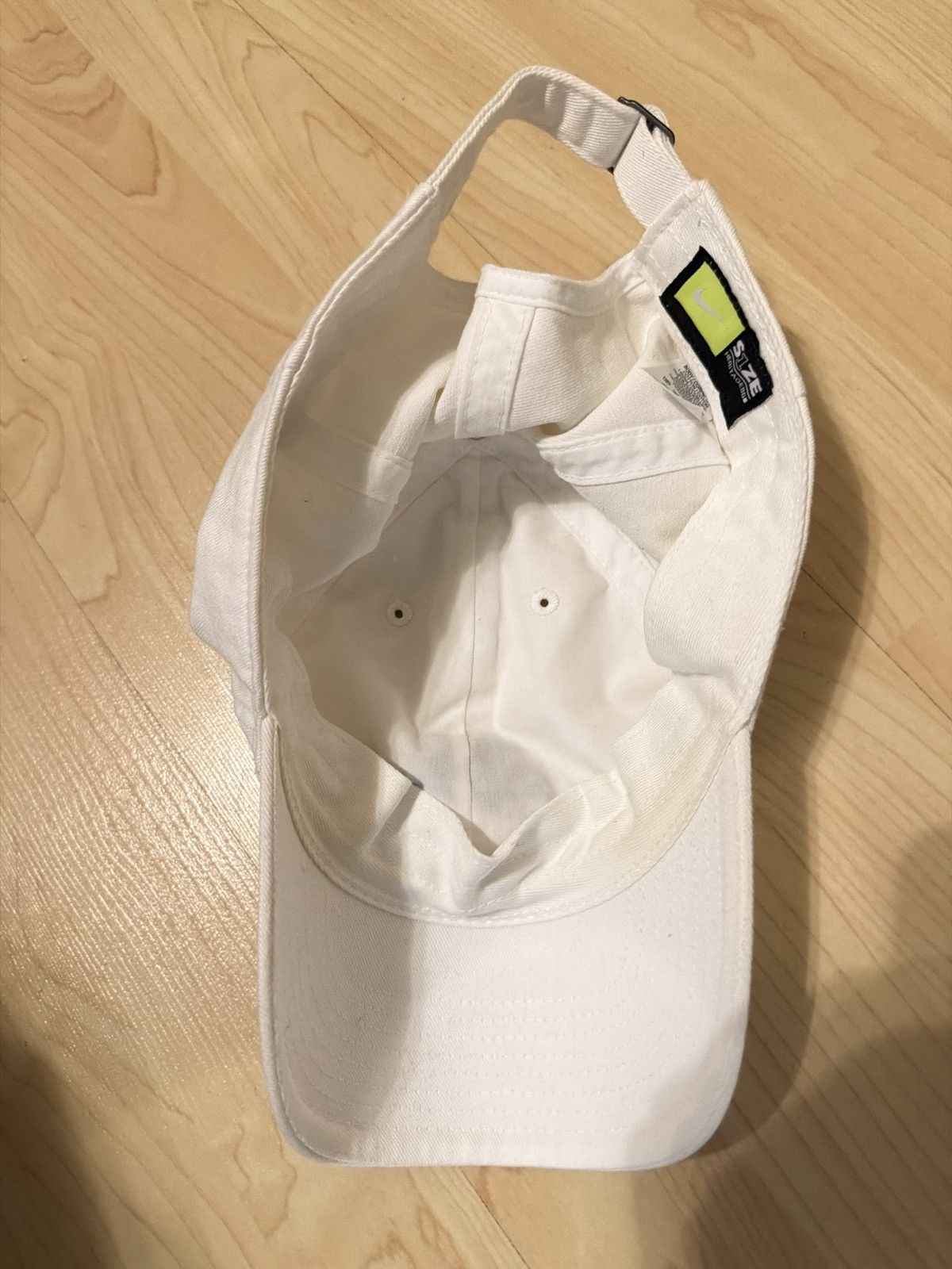 Nike Black and White Nike Sportswear hat Size ONE SIZE - 2 Thumbnail