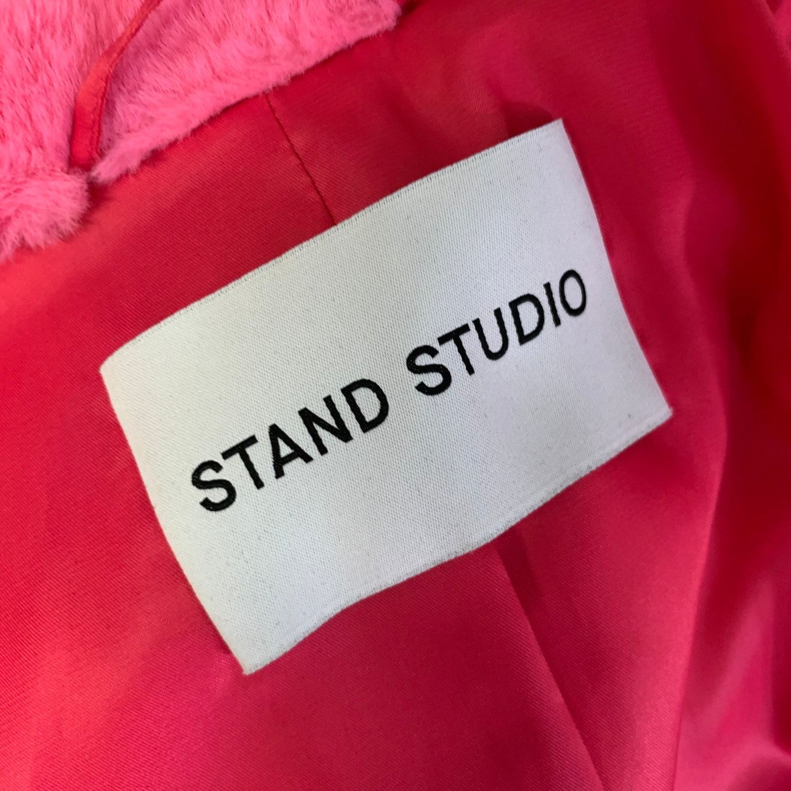 STAND STUDIO STAND STUDIO Size M Pink Faux Fur Belted Coat Size M / US 6-8 / IT 42-44 - 7 Thumbnail