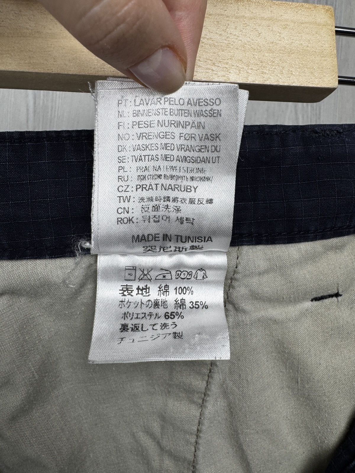 Carhartt Wip Carhartt WIP Dark Blue Cargo shorts Size US 34 / EU 50 - 11 Thumbnail