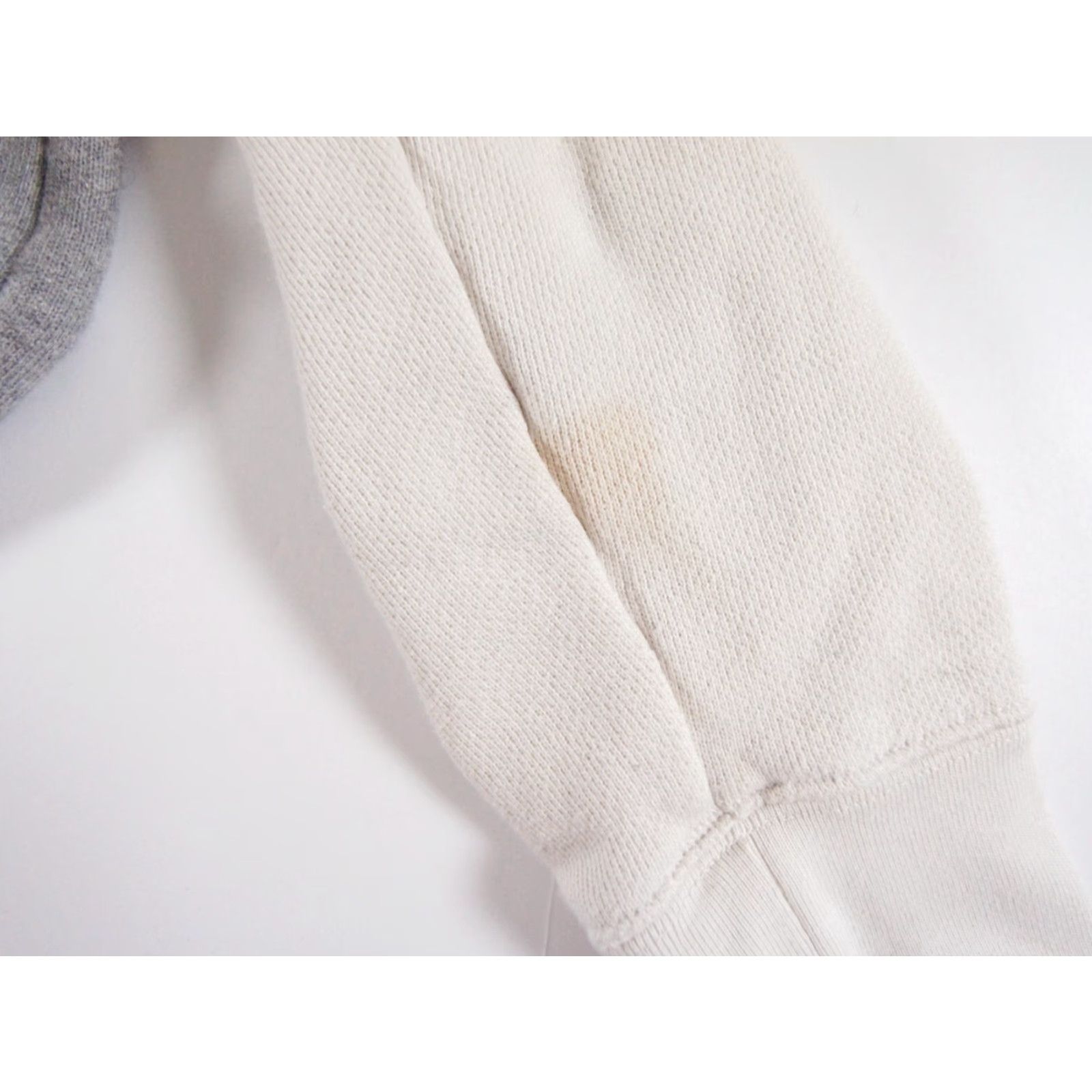 Uniqlo VINTAGE Uniqlo x Ines de La Fressange Sweatshirt Shirt Women S Gray Crewneck Pullover All Seasons 90s? Size S / US 4 / IT 40 - 5 Thumbnail