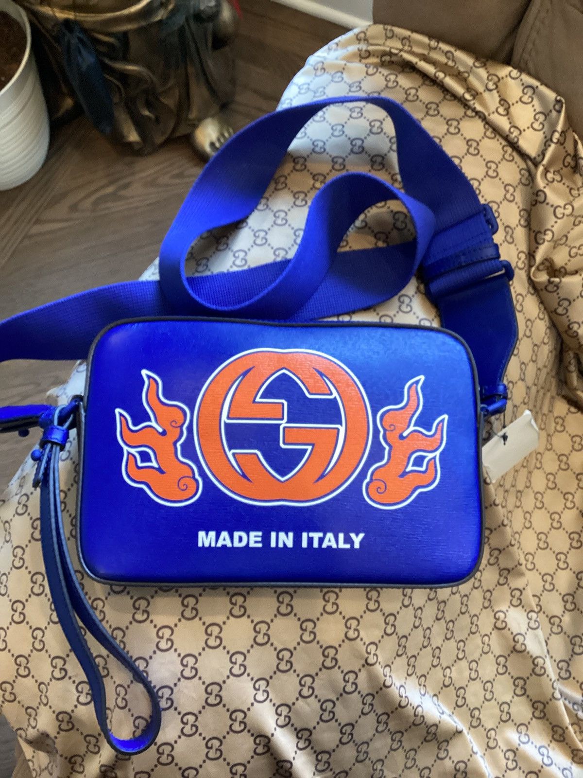 Gucci Gucci Blue Leather Graphic Crossbody Bag Size ONE SIZE - 1 Thumbnail