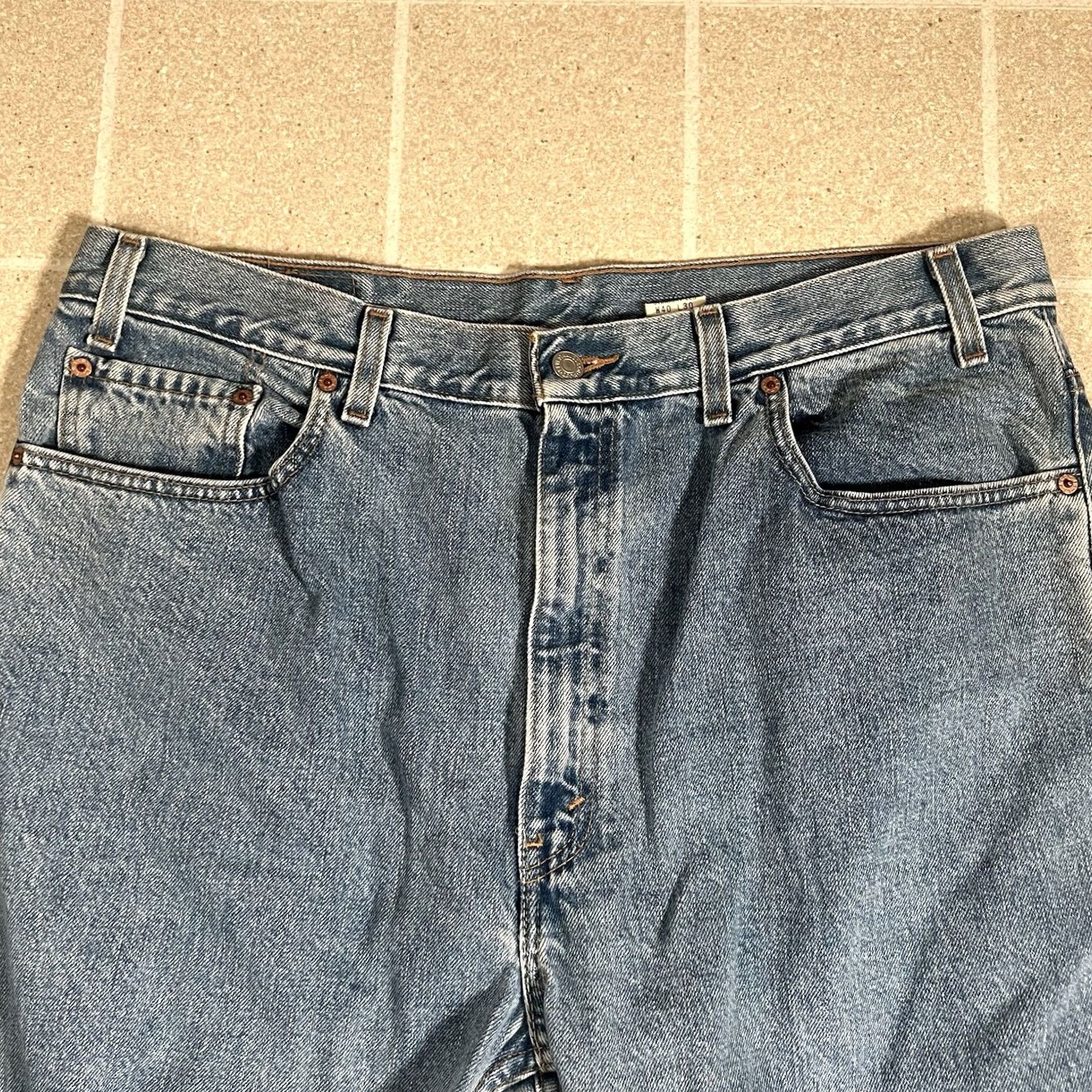 Levi's Vintage Levi'S 505 Jeans - Y2K Style Regular Fit Straight Leg Denim - Light Wash 38 x 31 Size US 38 / EU 54 - 5 Thumbnail