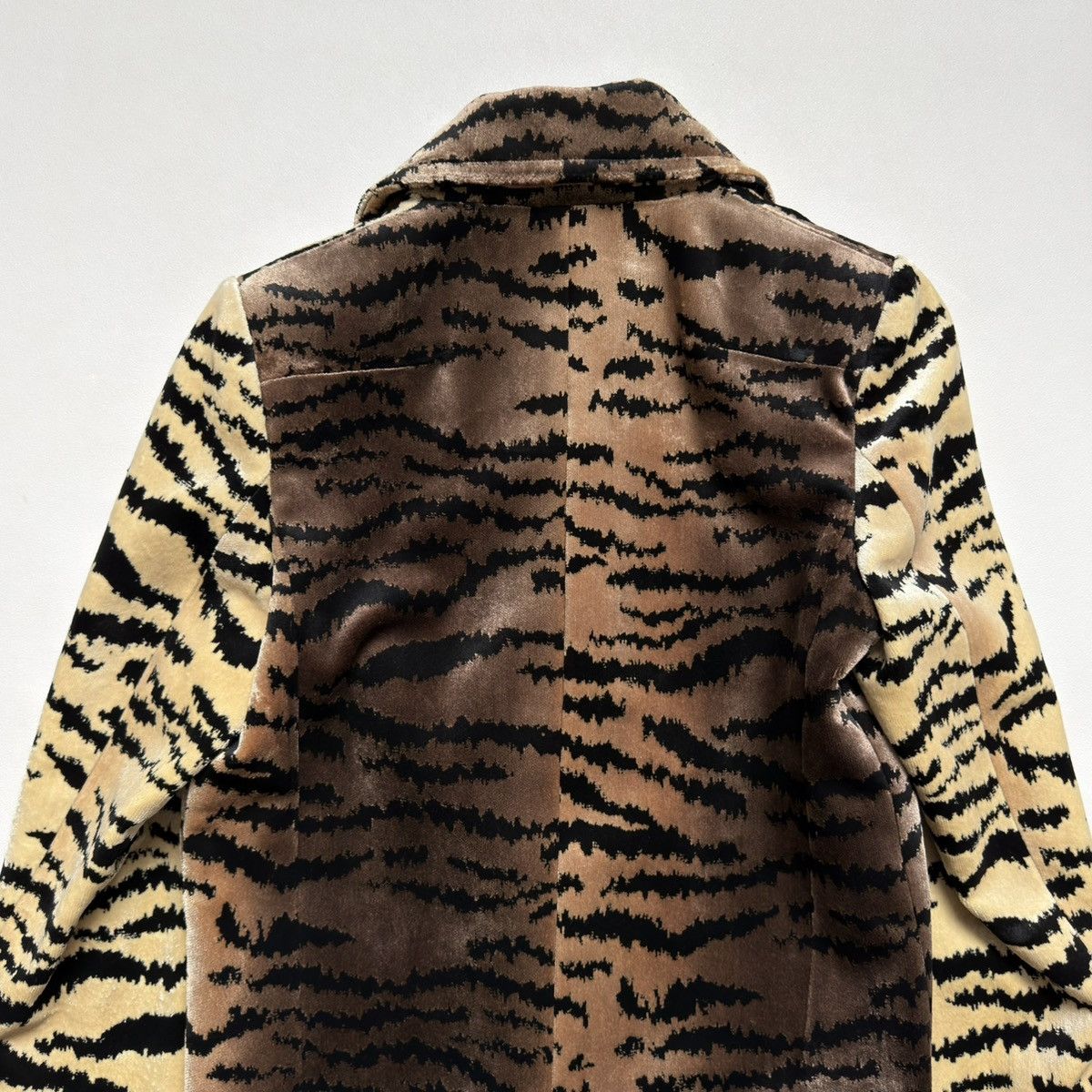 Haider Ackermann Tiger Stripe Velvet Overcoat Size S / US 4 / IT 40 - 13 Thumbnail