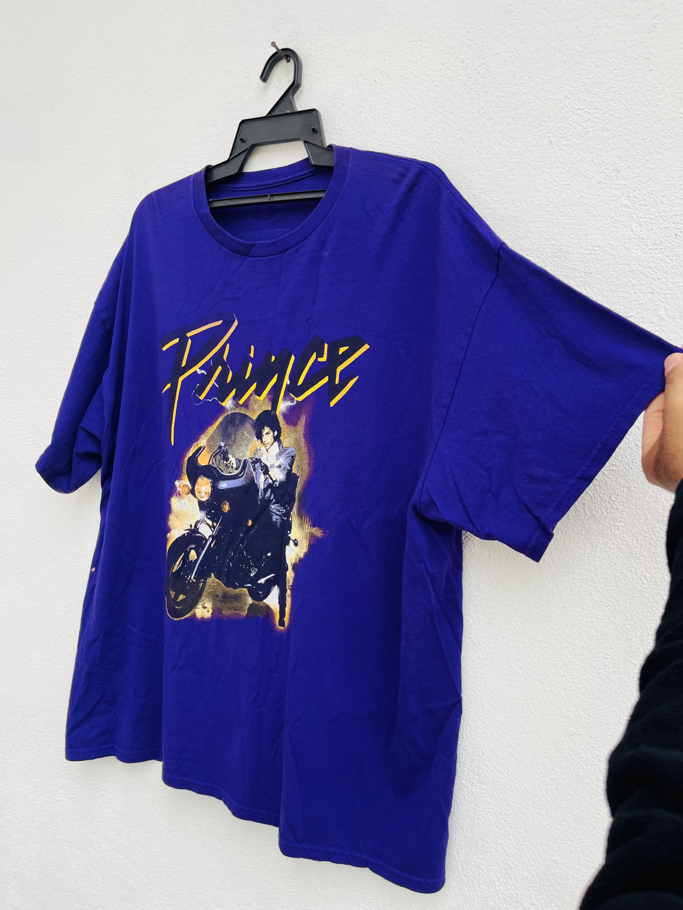 Band Tees Vintage Prince Band Music Shirt Size US XL / EU 56 / 4 - 4 Thumbnail