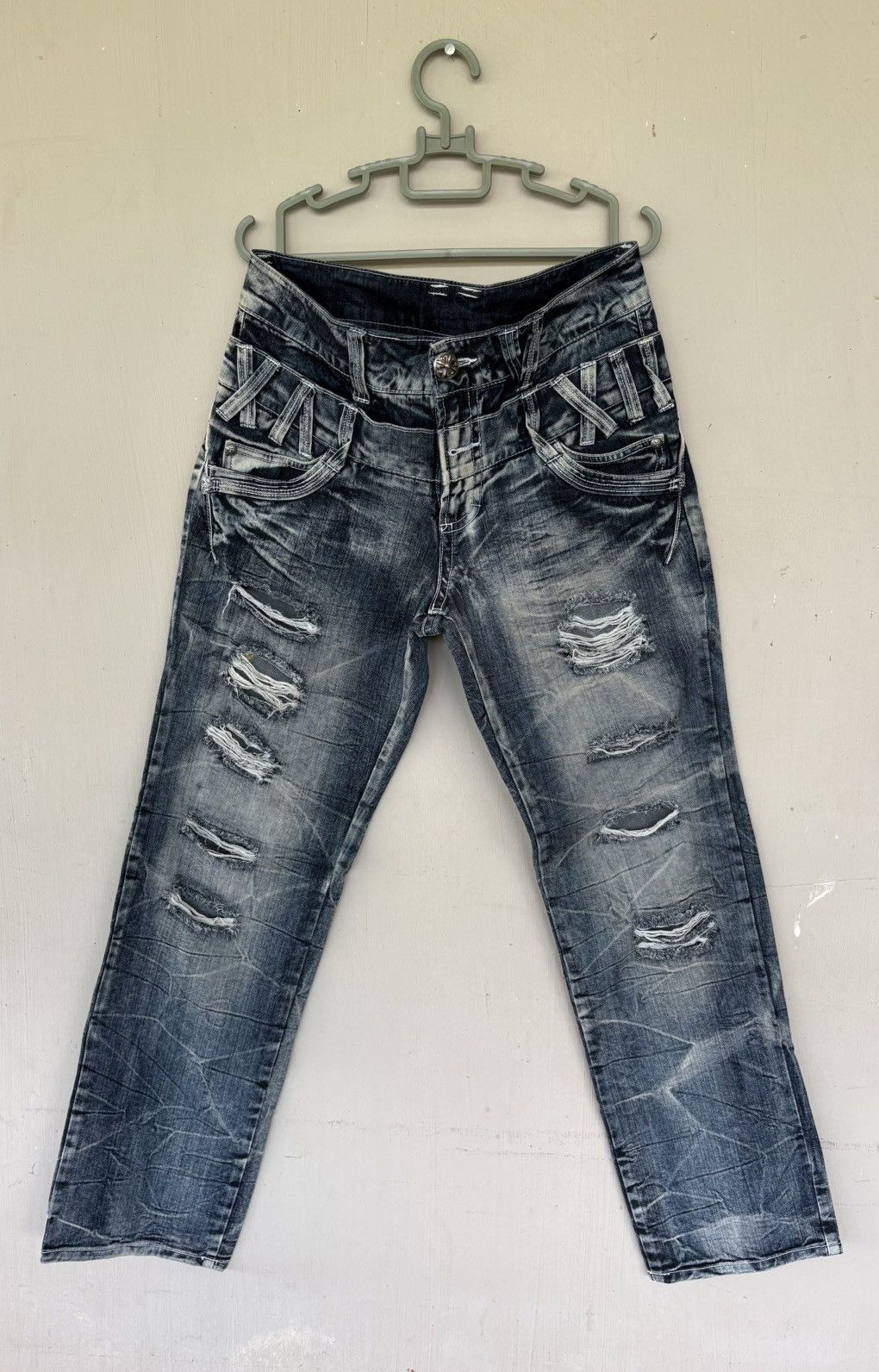 Japanese Brand Floral Cross Streetwear Double Waist Distressed Denim Size US 34 / EU 50 - 1 Thumbnail
