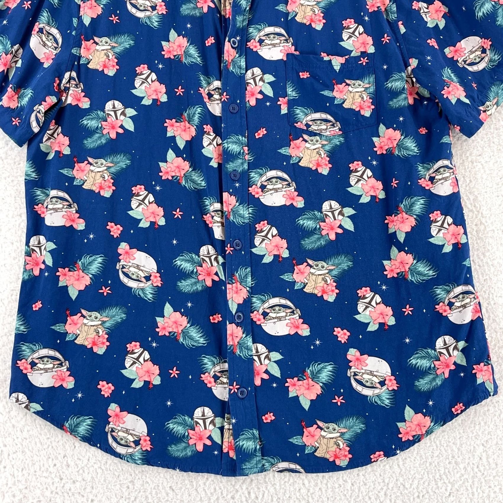 Star Wars Star Wars x Our Universe Button-Up Shirt Mens Large Blue Grogu Hawaiian Casual Size US L / EU 52-54 / 3 - 4 Thumbnail
