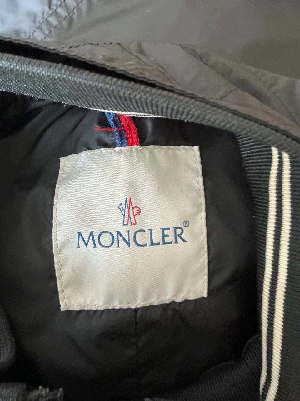 Moncler Moncler vintage old money jacket Size US L / EU 52-54 / 3 - 7 Thumbnail
