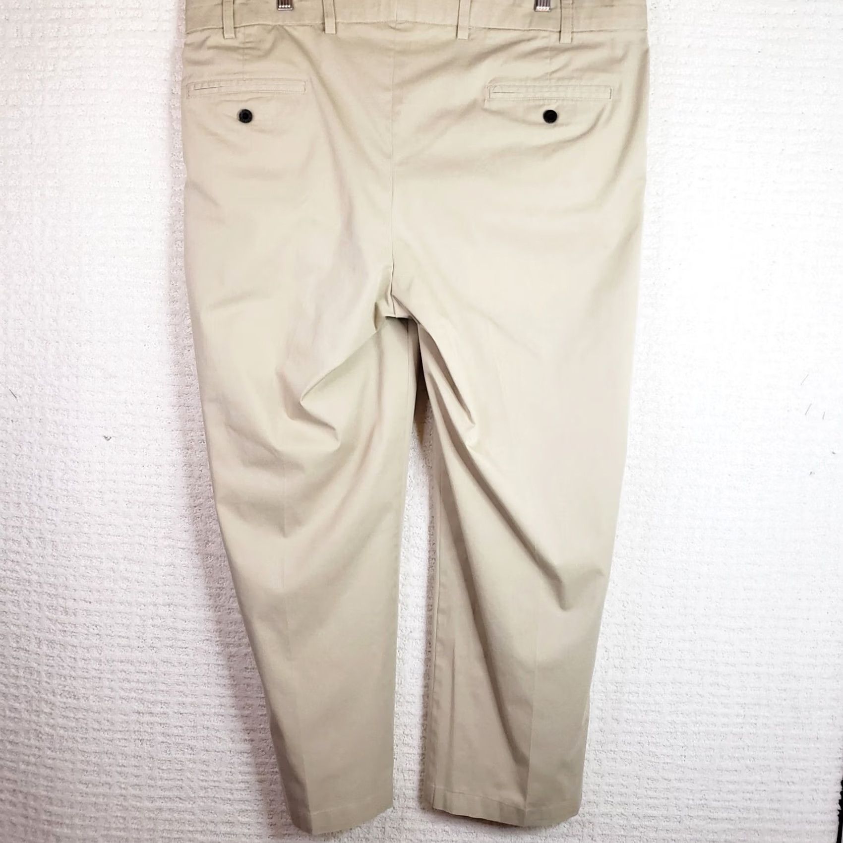 Orvis Orvis Mens Khaki Pants Beig Flat Front 39 Altered Regular Waist Zip Button Pants Size US 39 - 6 Thumbnail