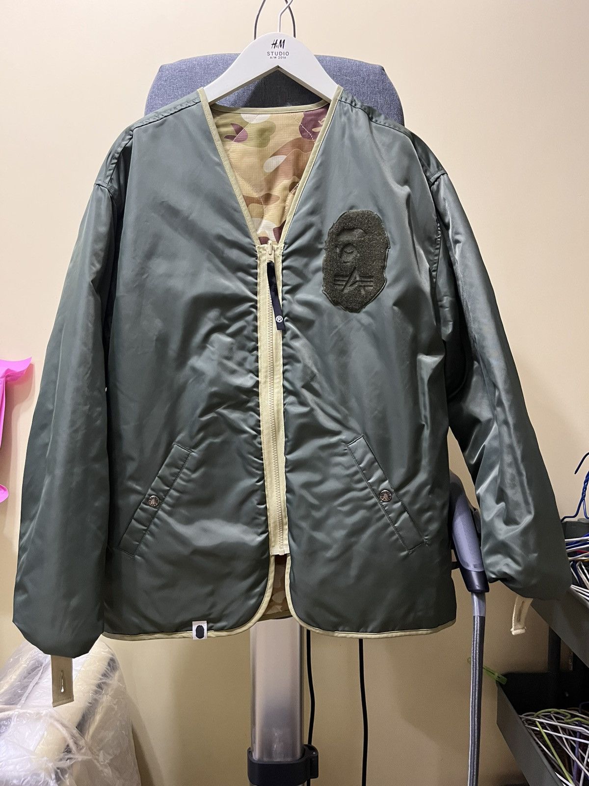 Alpha Industries × Bape Bape x alpha industries reversible light padded jacket Size US S / EU 44-46 / 1 - 3 Thumbnail