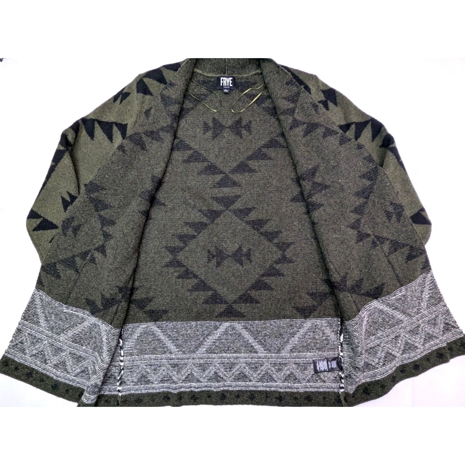 Frye Frye Cardigan Women L Aztec Open Front Green Jacquard Tribal Long Sleeve Polyester Blend Size L / US 10 / IT 46 - 4 Thumbnail