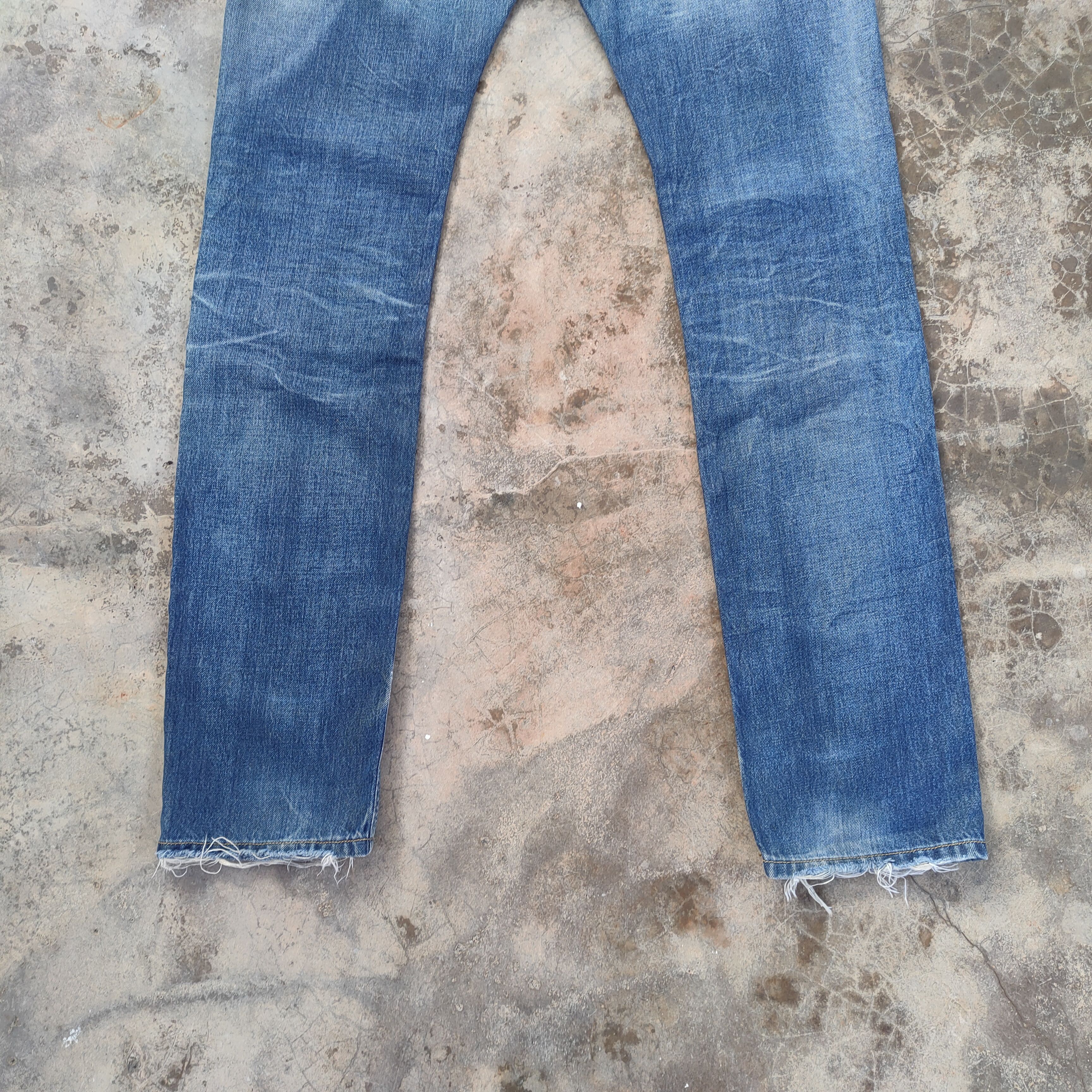 Diesel W33 VINTAGE DIESEL FADED DISTRESSED DENIM JEAN PANTS Size US 33 - 11 Thumbnail