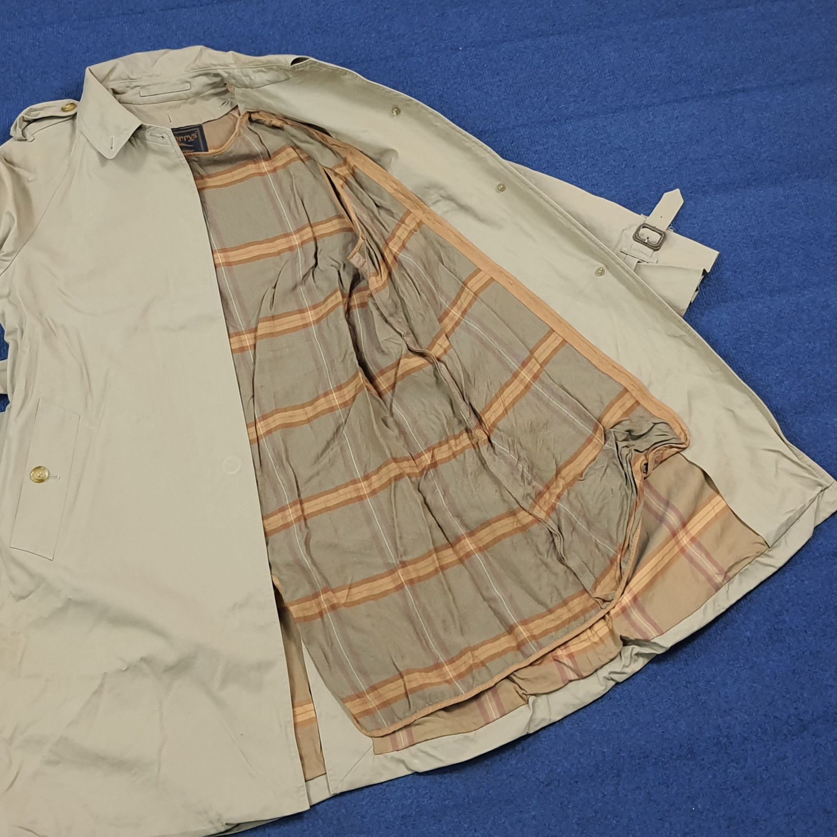 Burberry Vintage Burberrys Trench Coat Japan Market Edition C291N29 Size S / US 4 / IT 40 - 6 Thumbnail