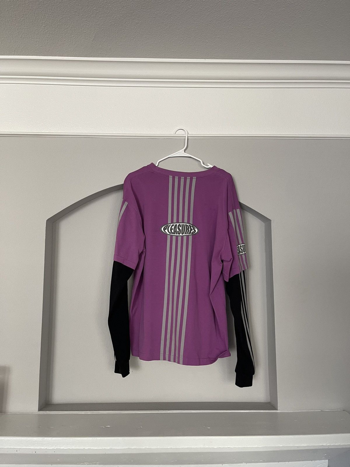 Pleasures Pleasures long sleeve Tee Size US L / EU 52-54 / 3 - 1 Thumbnail