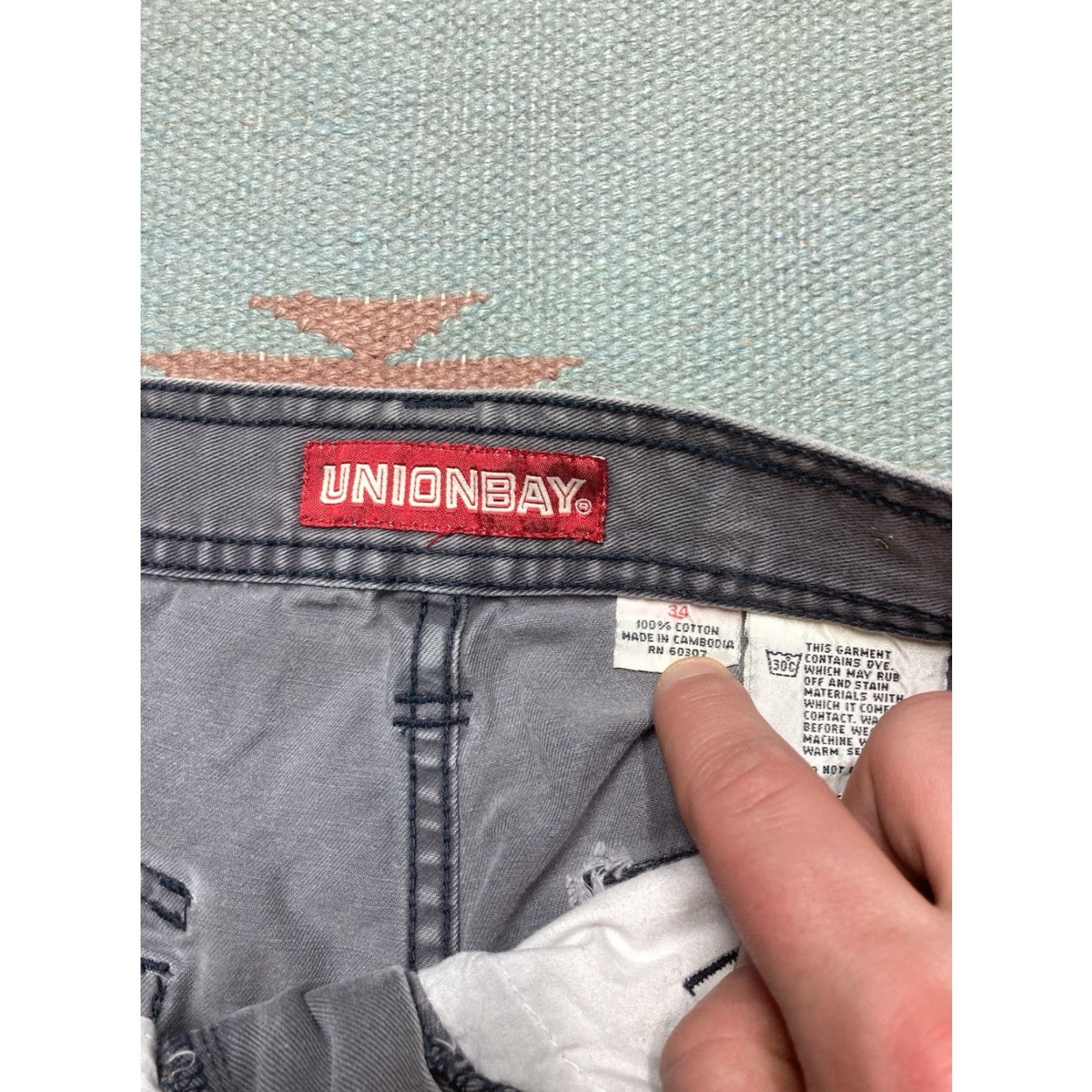 Vintage VINTAGE Unionbay Cargo Shorts Men 33 Gray Cargo Vintage Y2K Baggy Wide Leg 90s Skater Hiking Mens Size US 33 - 5 Thumbnail