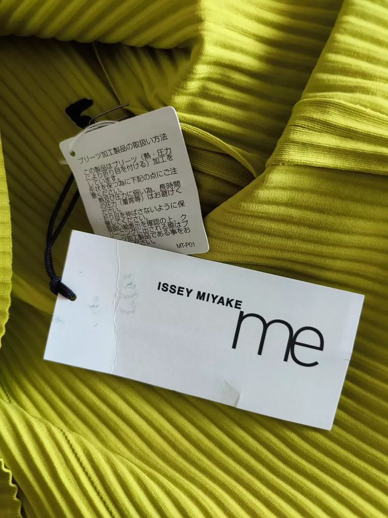Issey Miyake Issey Miyake size:one size Yellow pleated dress Size XS / US 0-2 / IT 36-38 - 5 Thumbnail