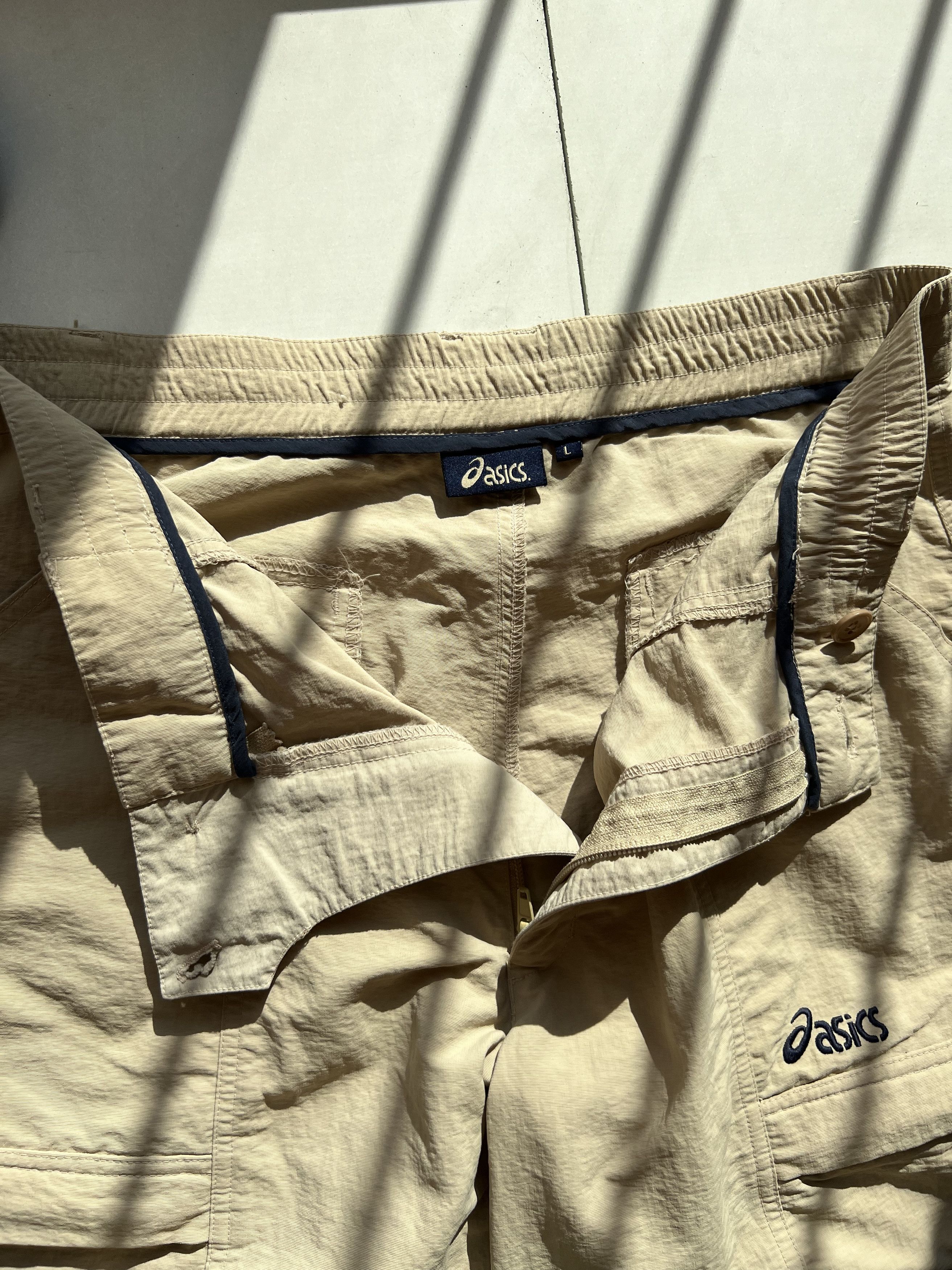 Asics × Japanese Brand Asics Transformer Cargo Short Vintage Nylon Pant 1990s Size US 34 / EU 50 - 8 Thumbnail