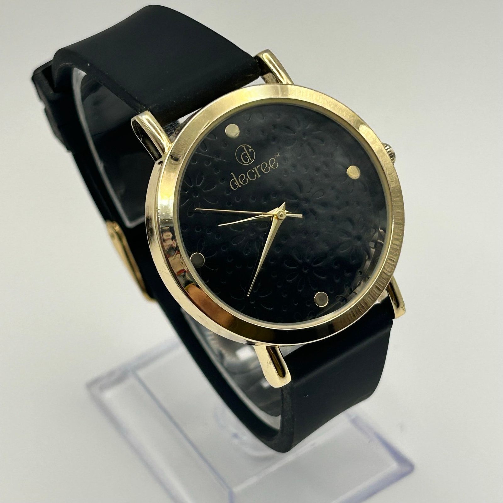 Decree Decree Gold Tone Black Silicon Band Women’s Minimalist Watch Size ONE SIZE - 3 Thumbnail