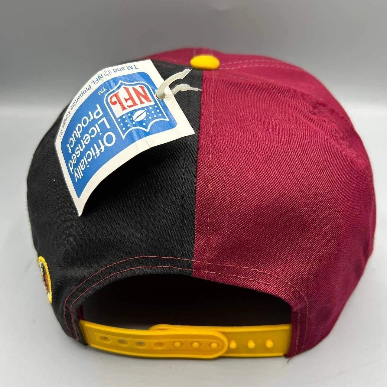 Twins Enterprise Inc. Vintage Washington Redskins Commanders Hat Men Snap Back Cap Size ONE SIZE - 4 Thumbnail