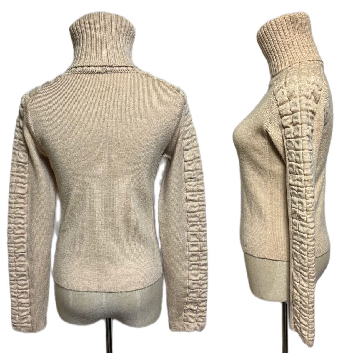 Chanel Authentic Chanel Matelassé Turtleneck Sweater Size S / US 4 / IT 40 - 13 Thumbnail